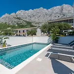 Villa Hillson *