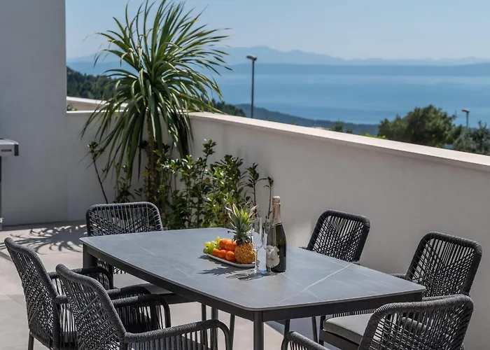 Hillson Вілла Макарська