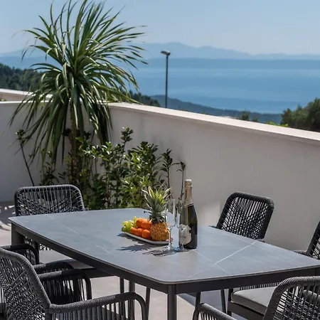 Hillson Villa Makarska